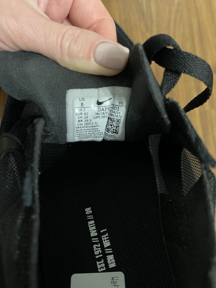 Кросівки Nike-41 розмір сітка,оригінал