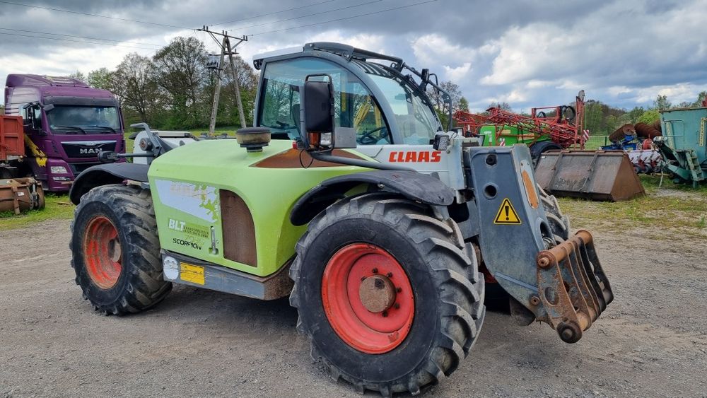 Ładowarka teleskopowa Claas Scorpion 7030