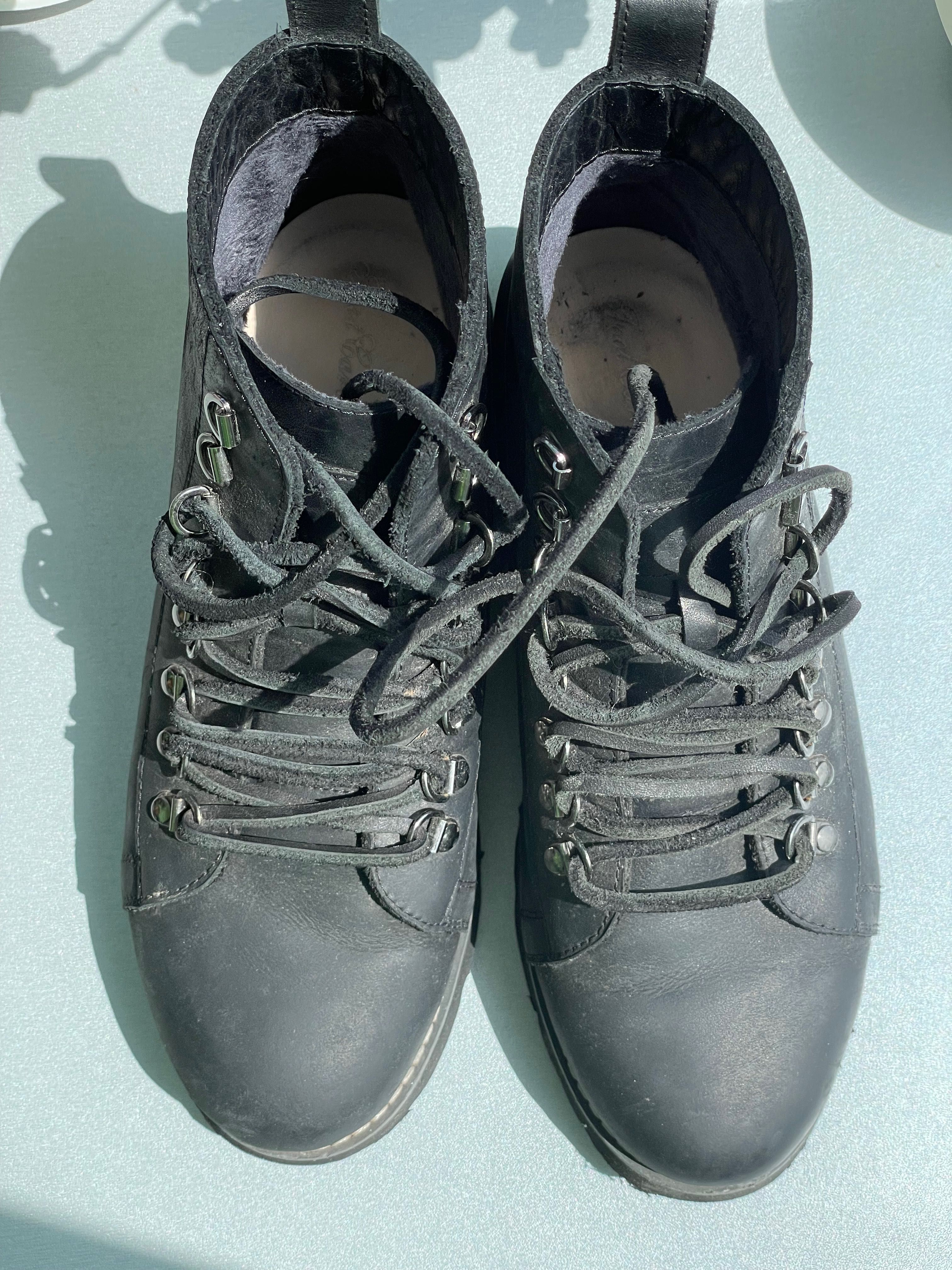 Шкіряні черевики ( 40 р )