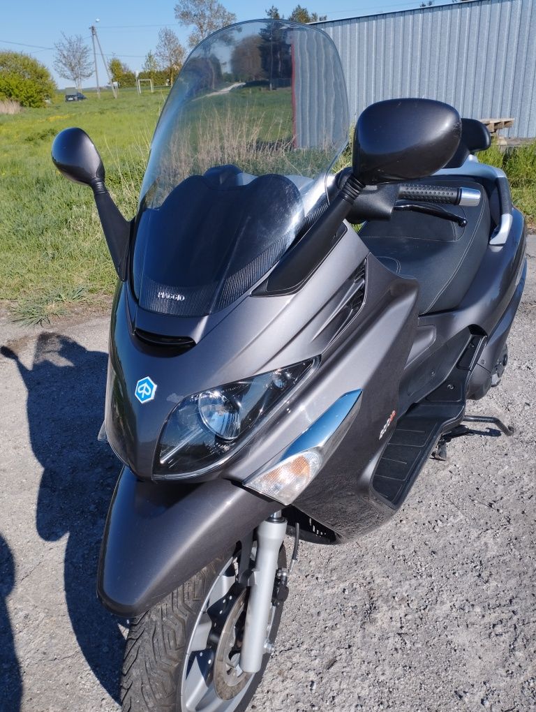 Piaggio XEVO 400