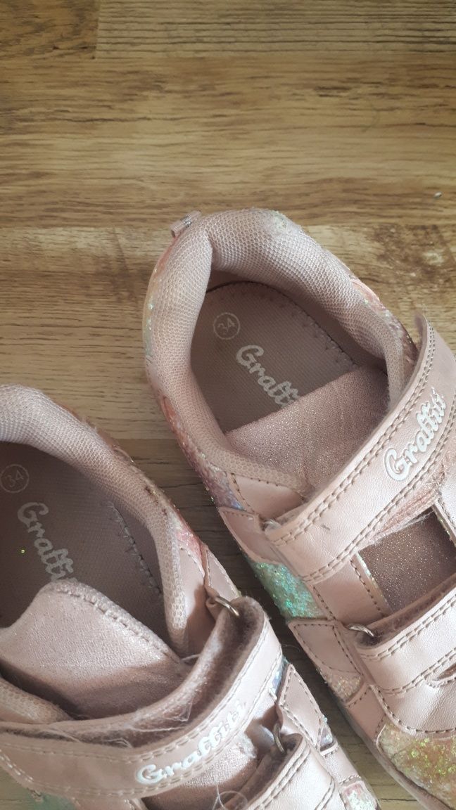 Grafitti buty świecące brokatowe 34
