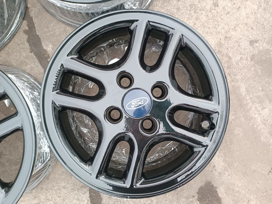 Alufelgi 14 Ford Fiesta Focus Ka+ Courier Tourneo Fusion 4x108 ET36,5