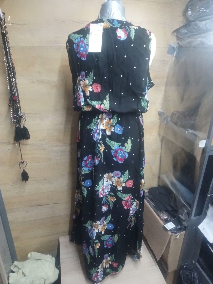 Sukienka maxi czarna bez rękawów M/L