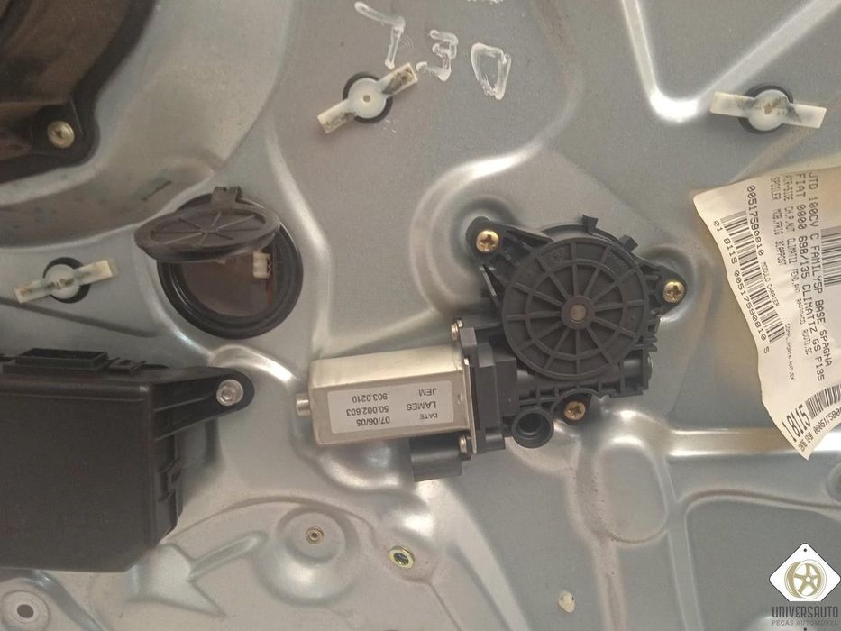 ELEVADOR DE VIDRO FRONTAL ESQUERDO FIAT STILO 2005