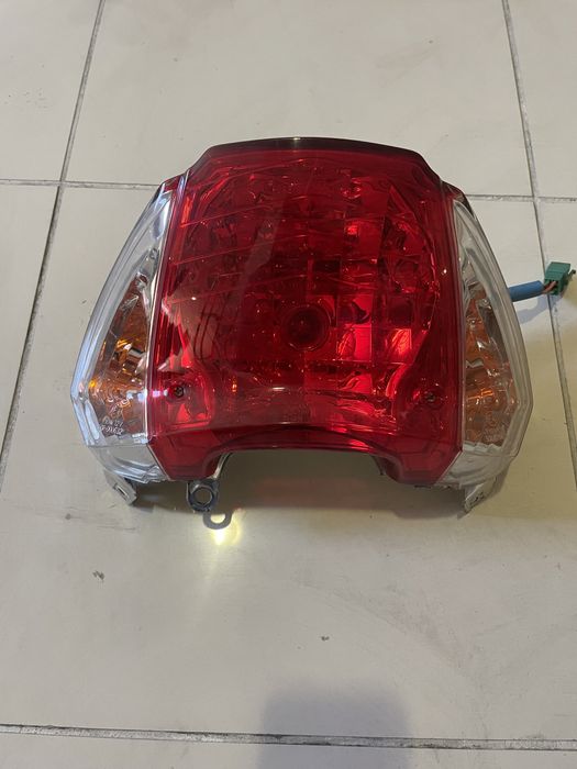 Farol Trás Kymco Vitality 50