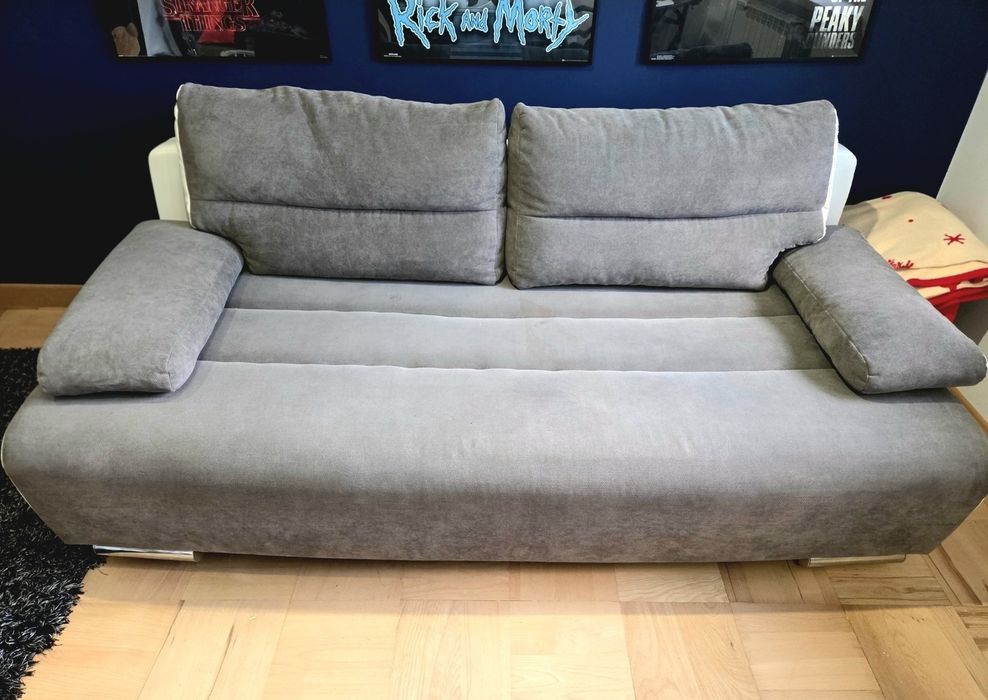 Sprzedam kanape rozkładaną do odświeżenia