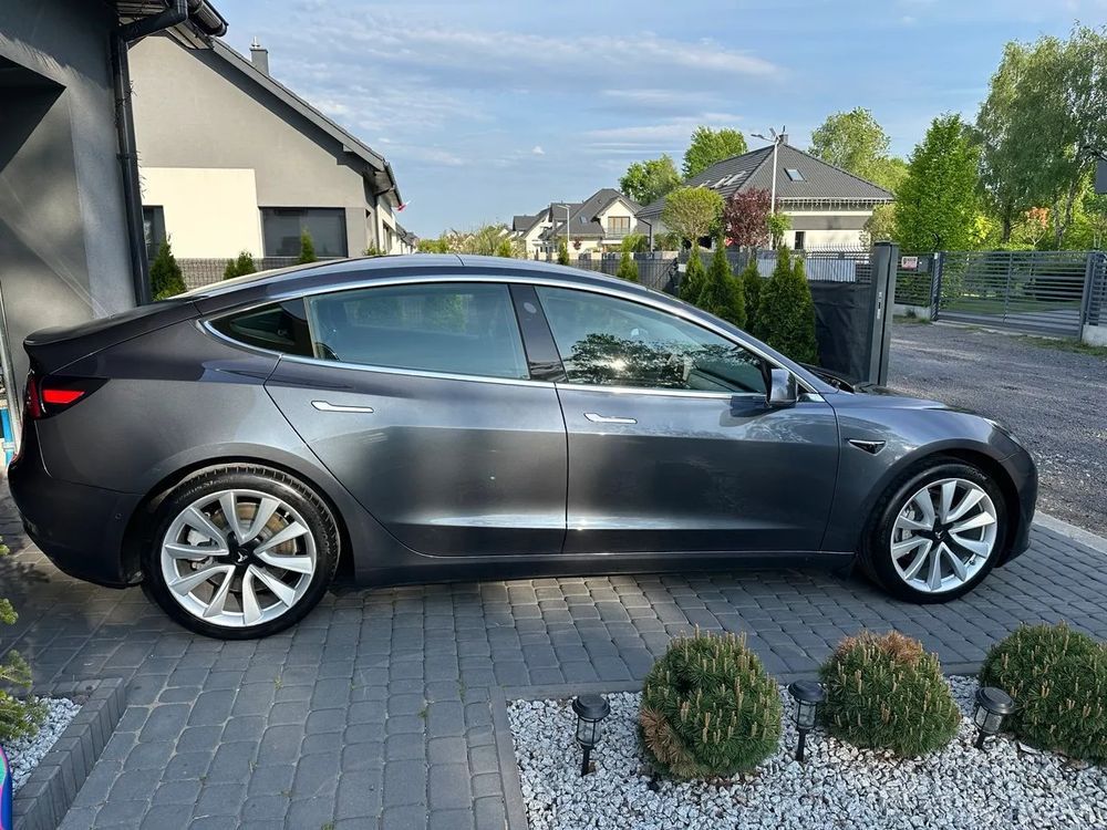 Tesla Model 3 Tesla Model 3 Long Range AWD • 2020 41 000 km • Grafitowy • Gwarancja