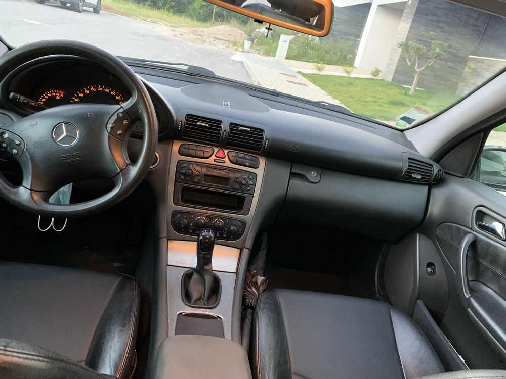 Mercedes C200 kompressor c/ avaria