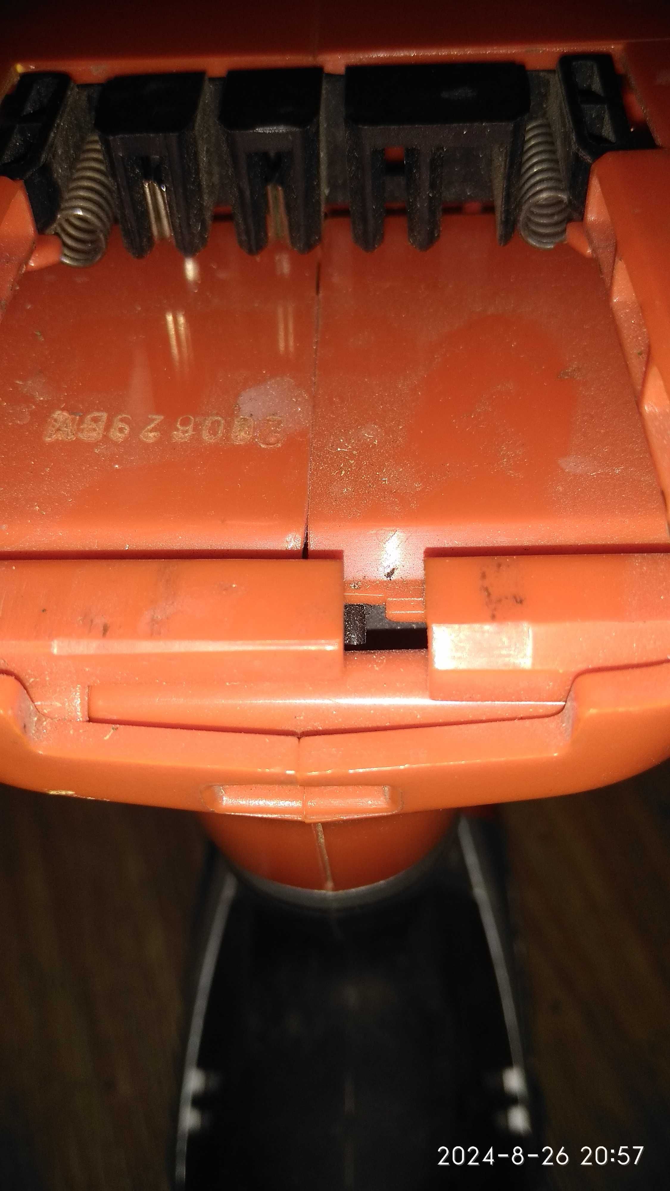 Шуруповерт Black Decker HP126F3