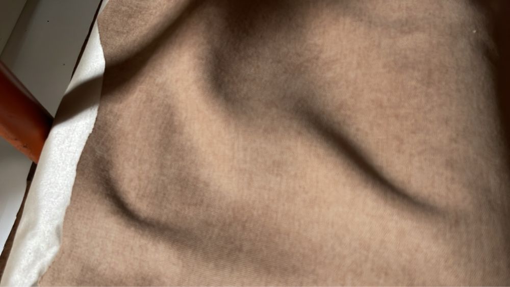 Меблева тканина в кусках і відрізах