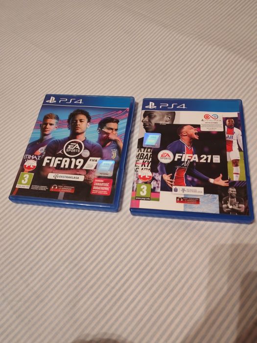 Диск фіфа 19  пс4