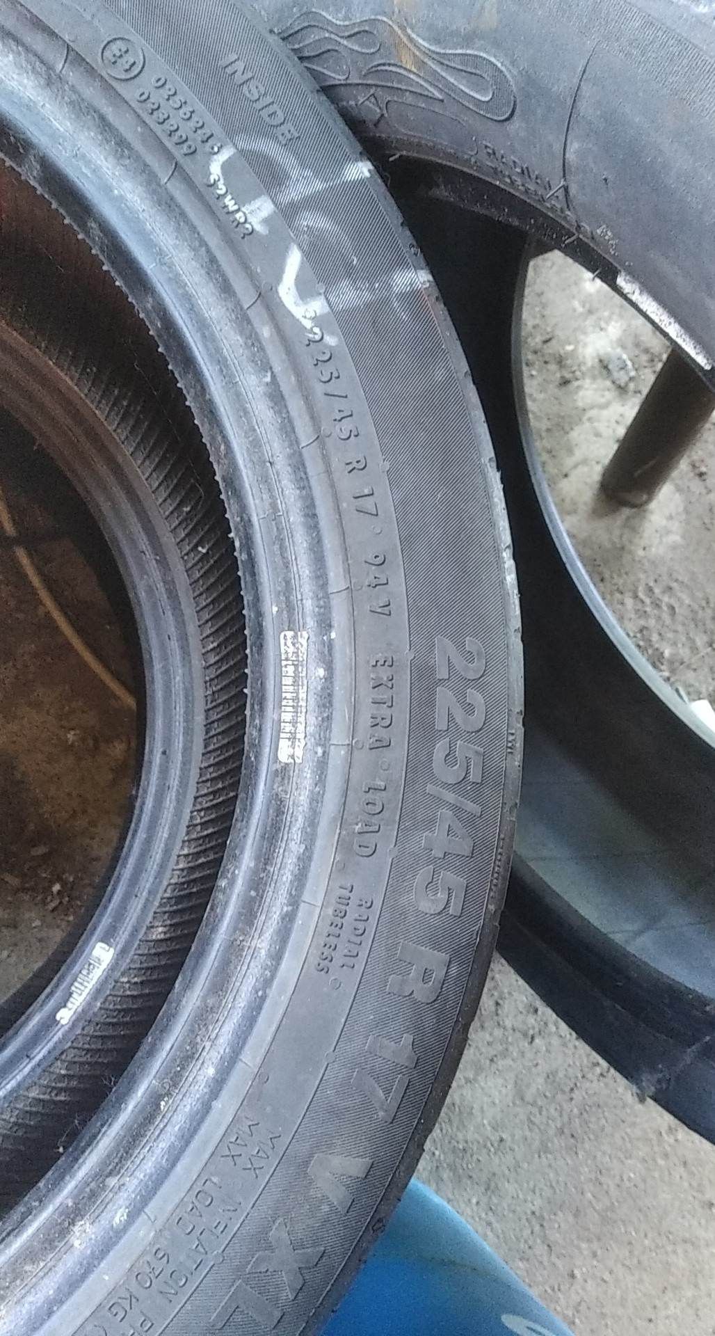 Opony Continental 225/45 r17 stan bdb koła