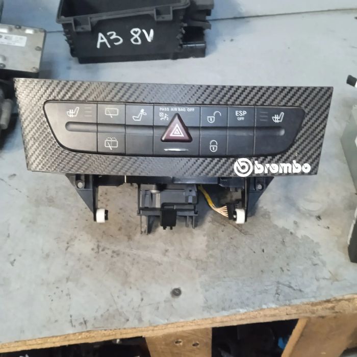 Zmieniarka W211 A2116800552