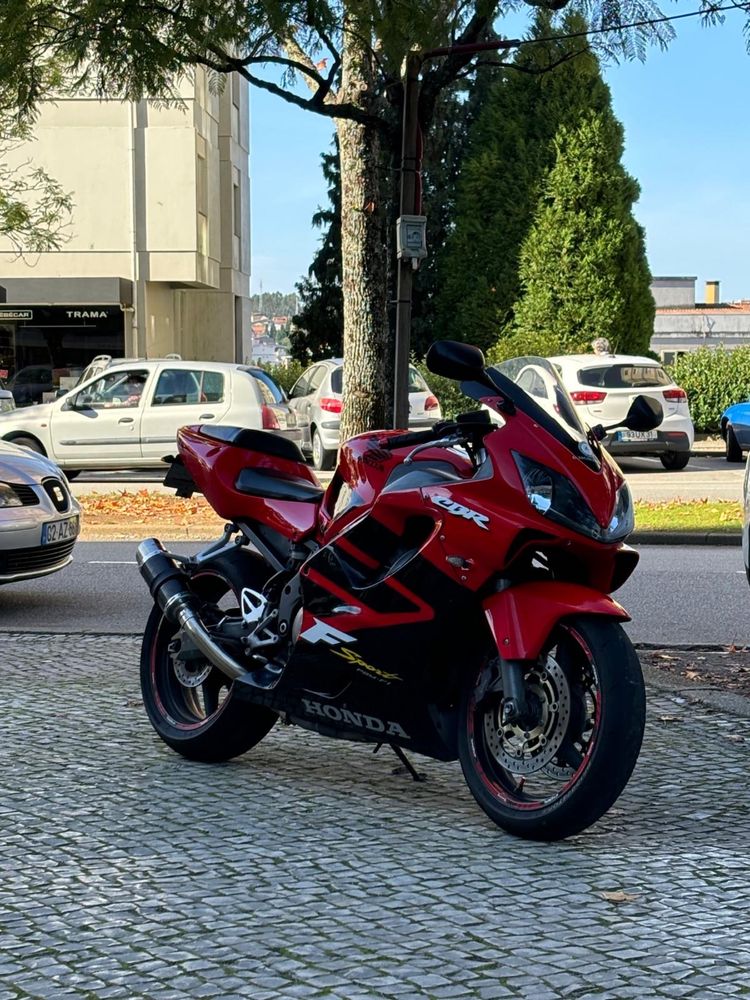 Honda Cbr600 f4i