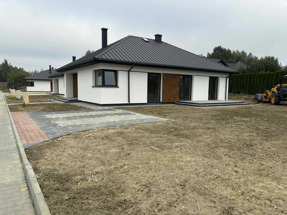 Przestronny dom jednorodzinny w pięknej okolicy o powierzchni 125 m2 !