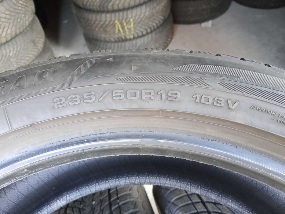 Шини(автошини) 235/50 R19 GOODYEAR ULTRAGRIP PERFORMANCE 3 XL  103V