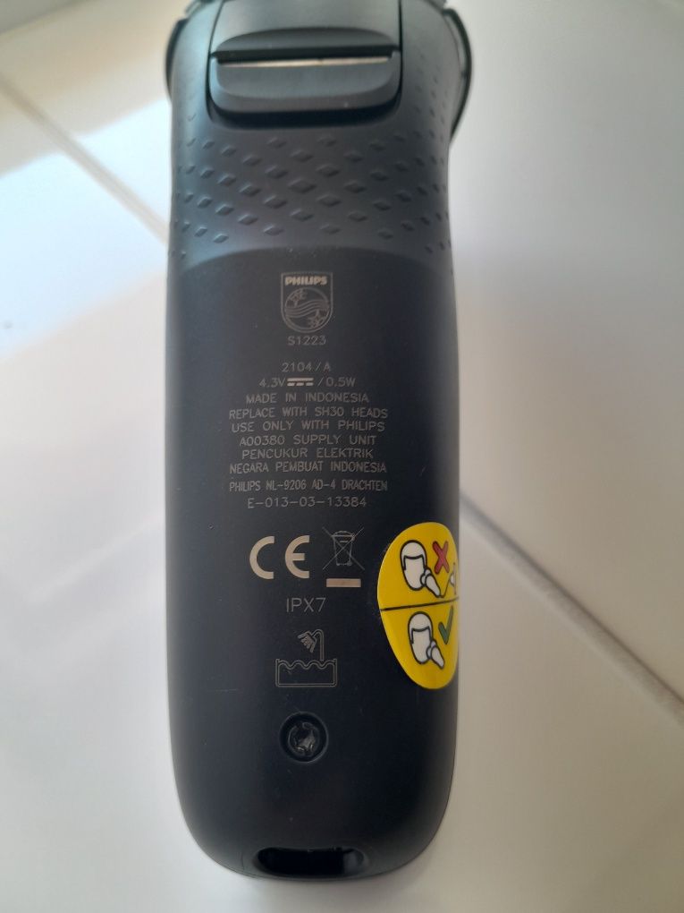 Golarka elektryczna Philips S1223/41