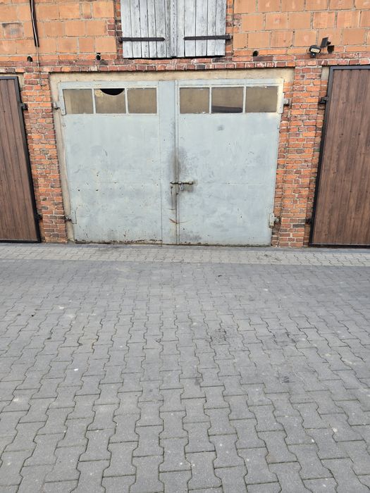 Brama garażowa dwuskrzydłowa solidna metalowa 1 sztu. drewniana 3sztu.