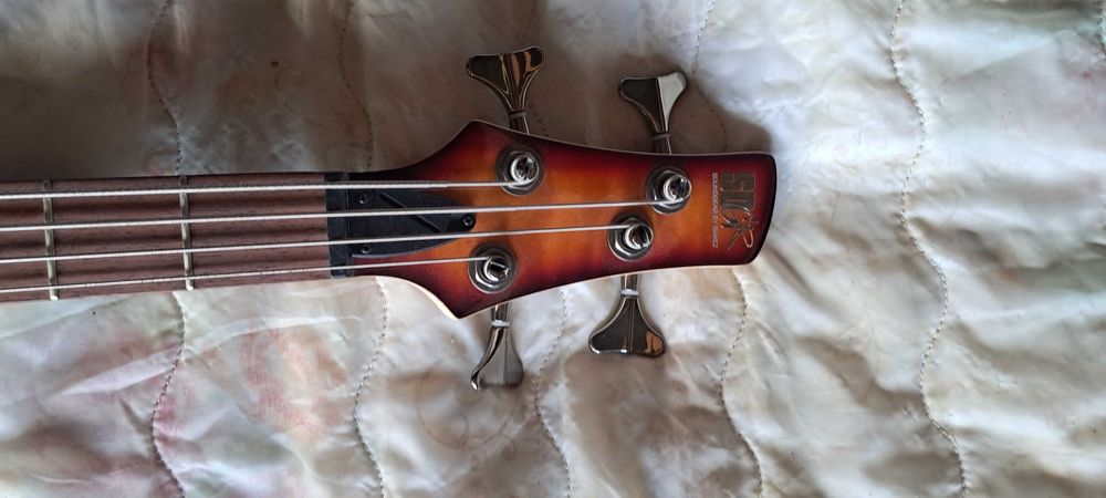 Бас гітара Ibanez SR370E Bass + якісний оригінальний чохол