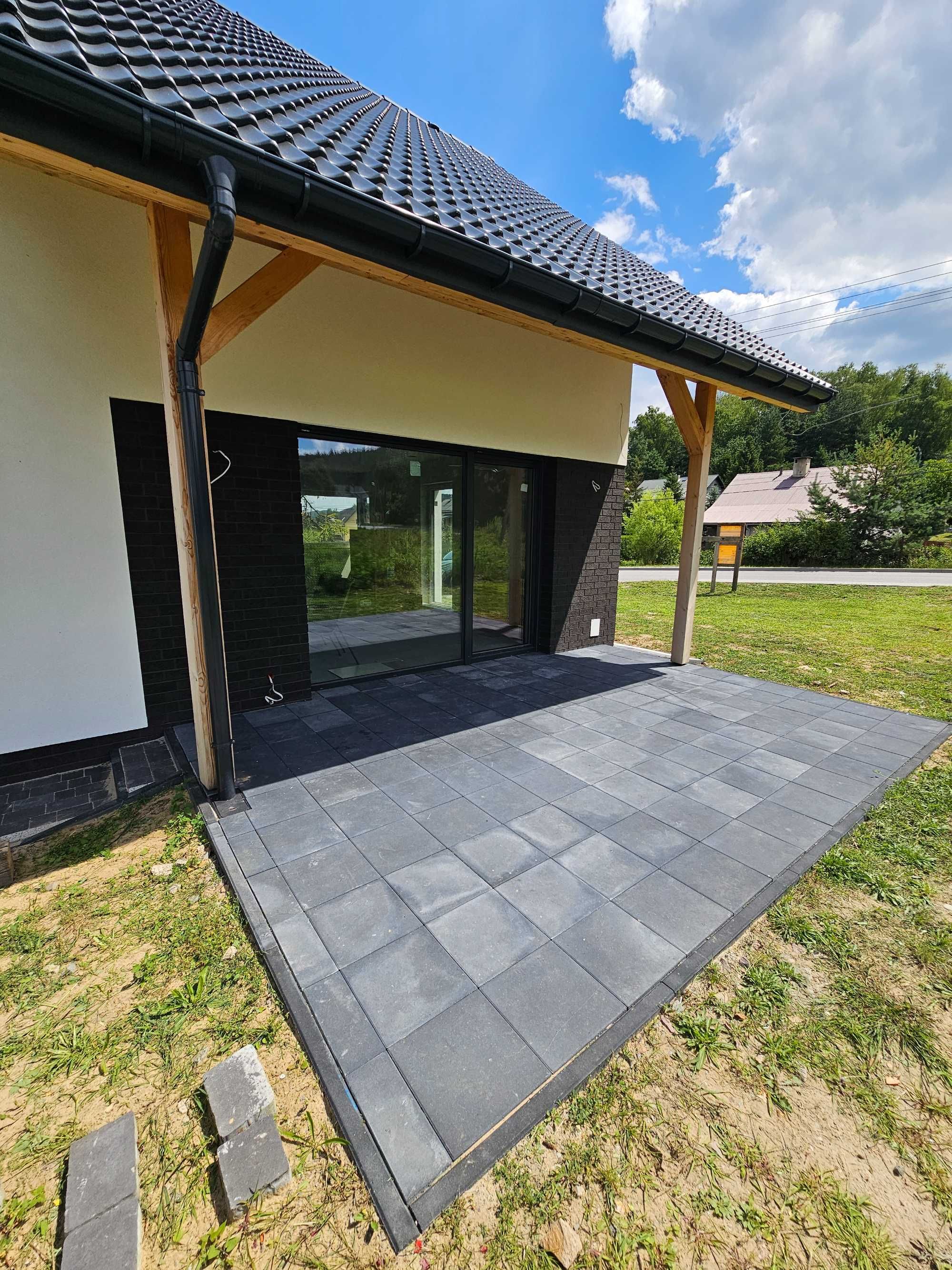 Domy wolnostojące o powierzchni 102,56 m2 na działce 3,5 ar