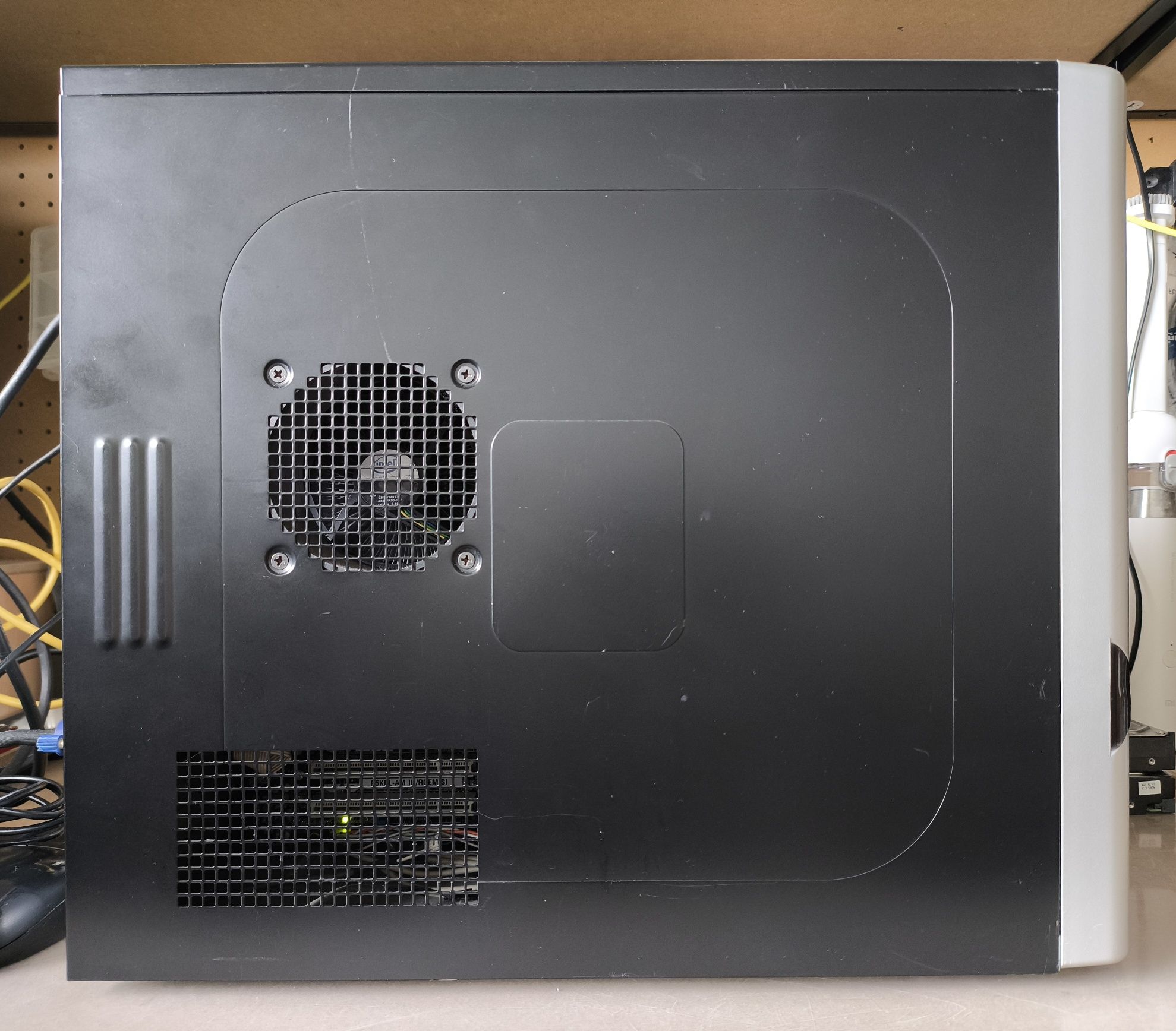 Vendo Desktop - Motherboard Asus