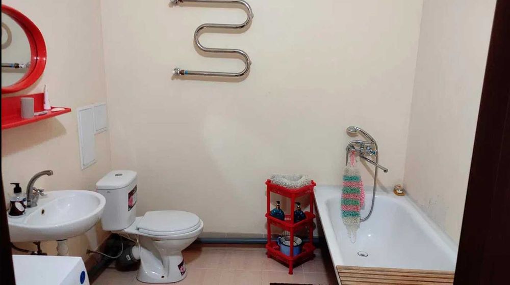 Квартира, однокомнатная 64 кв. м., владелец