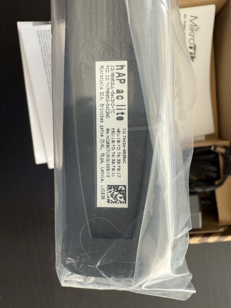 Router Mikrotik hAP ac lite