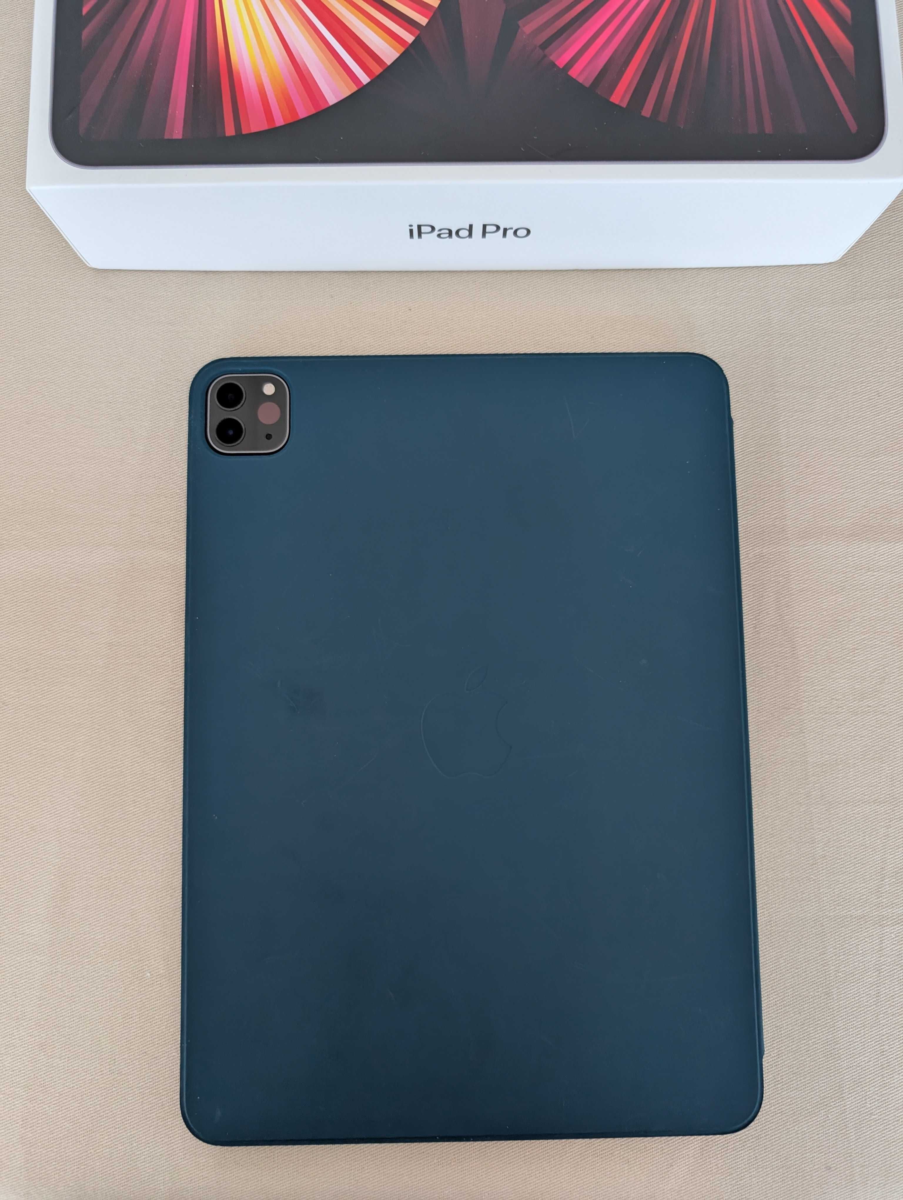 Ipad Pro 11" 512GB + capa - não carrega