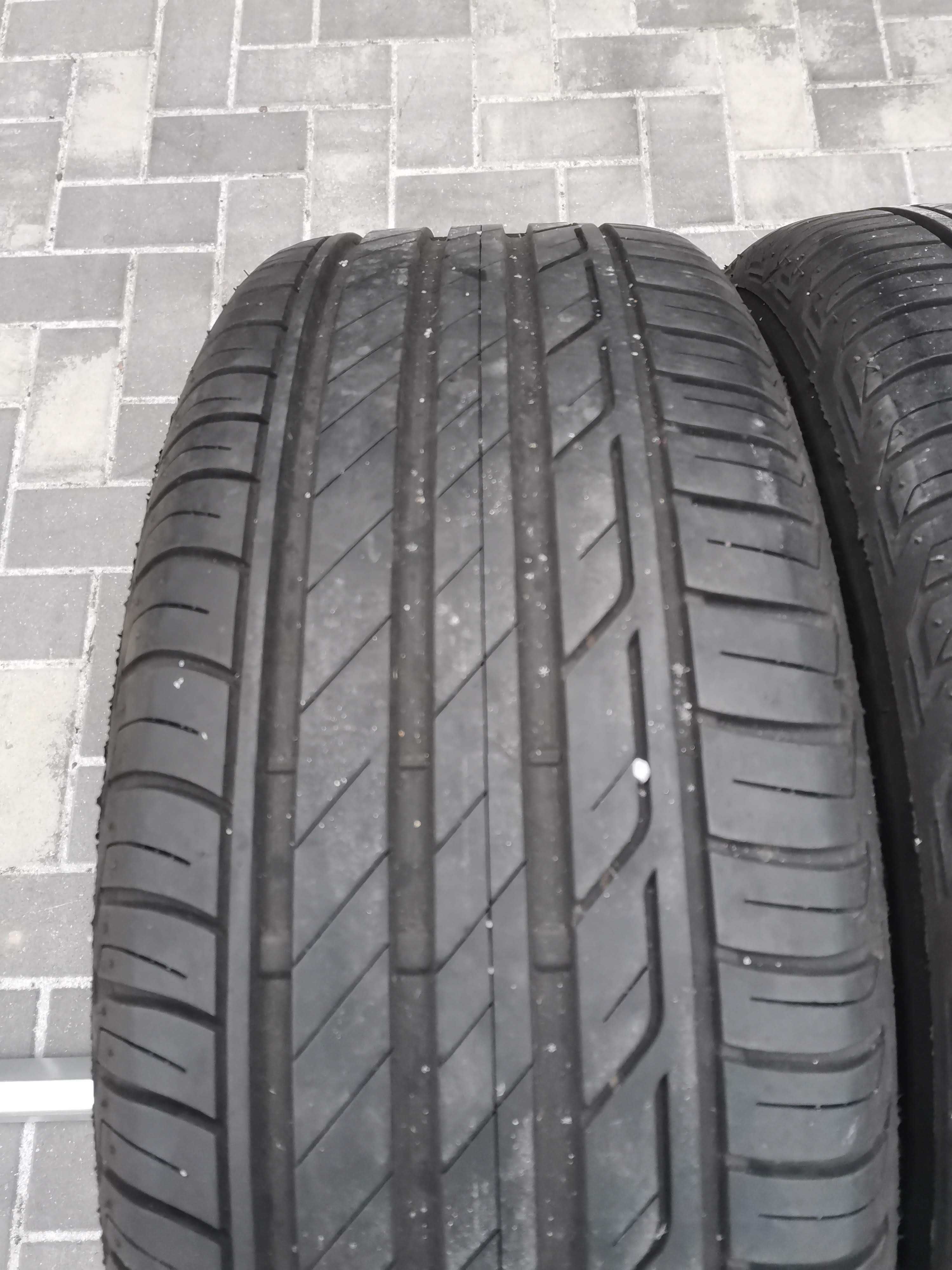 2 Opony letnie Bridgestone Turanza T001 215/55/17 94V