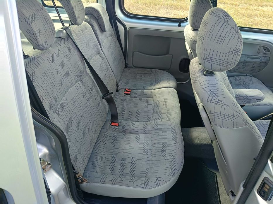 Renault Kangoo 2005 rok 5 drzwi 140 ;tys km zadbany zdrowy