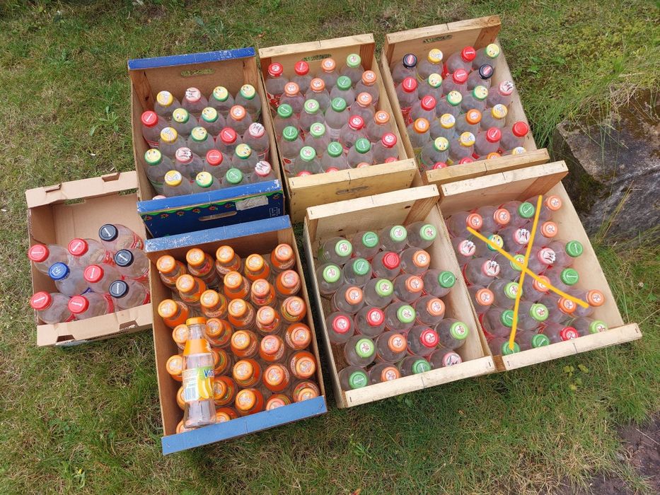 Butelki  131 szt. buteleczki na sok 330 ml 250 ml