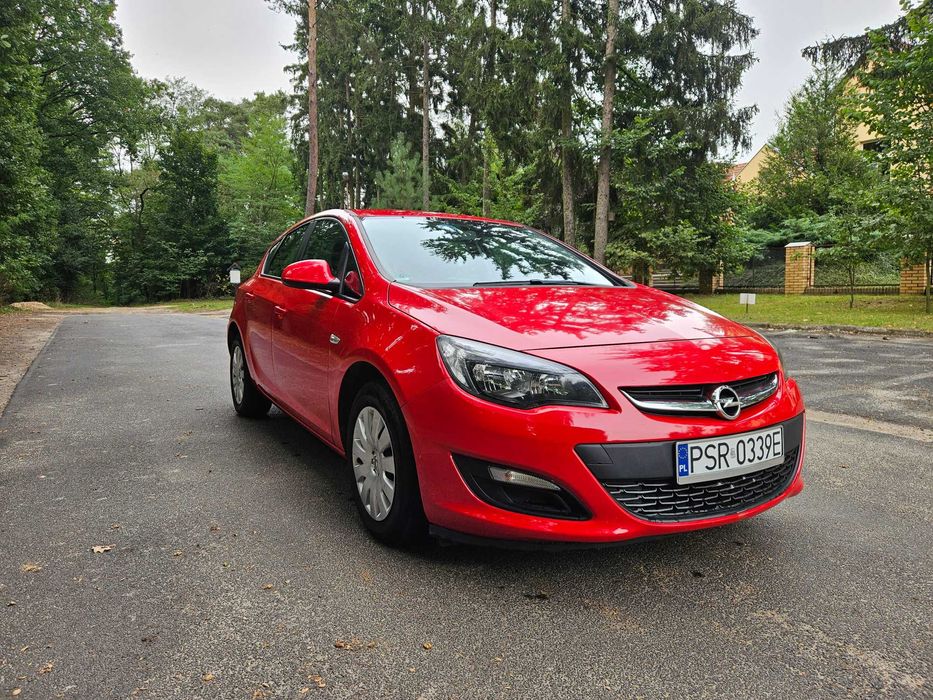 Opel Astra J 2013r. 1.4 benzyna STAN PERFEKCYJNY