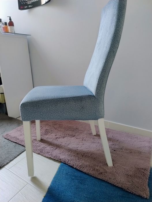 Krzesło w ładnym design, tapicerka zamszowa