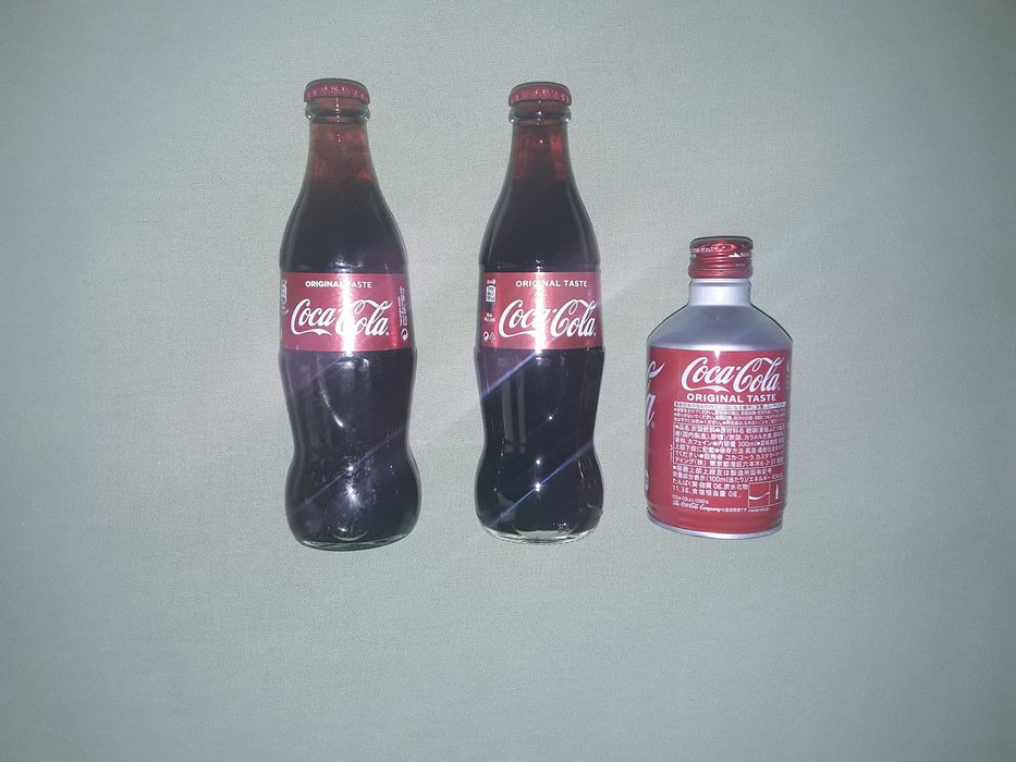 Coca Cola Butelka Otwieracz Przywieszka 7 Days Kapsle Kolekcjonerskie