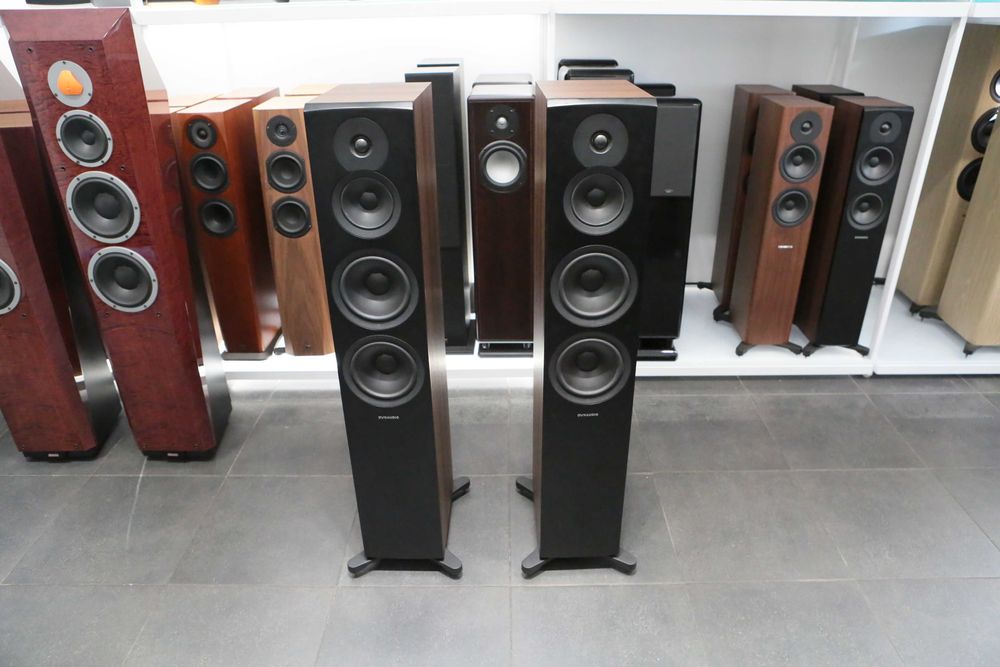 Dynaudio Emit 50
