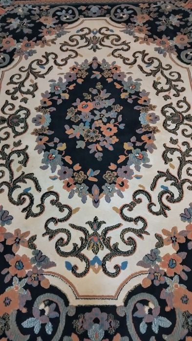 Tapete/Carpete em bom estado