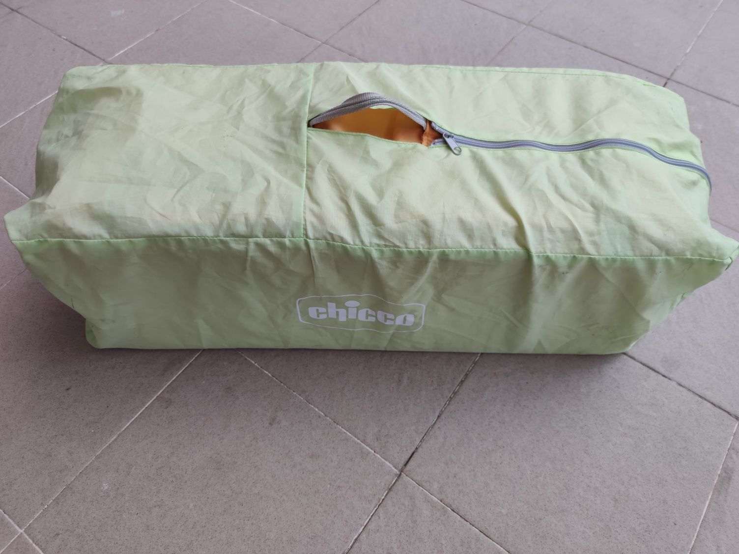 Cama de viagem de bebé