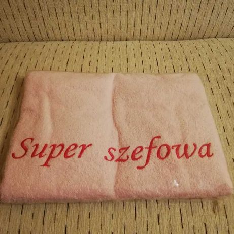 Ręcznik kąpielowy 70x140 z haftem personalizacją SUPER SZEFOWA frote