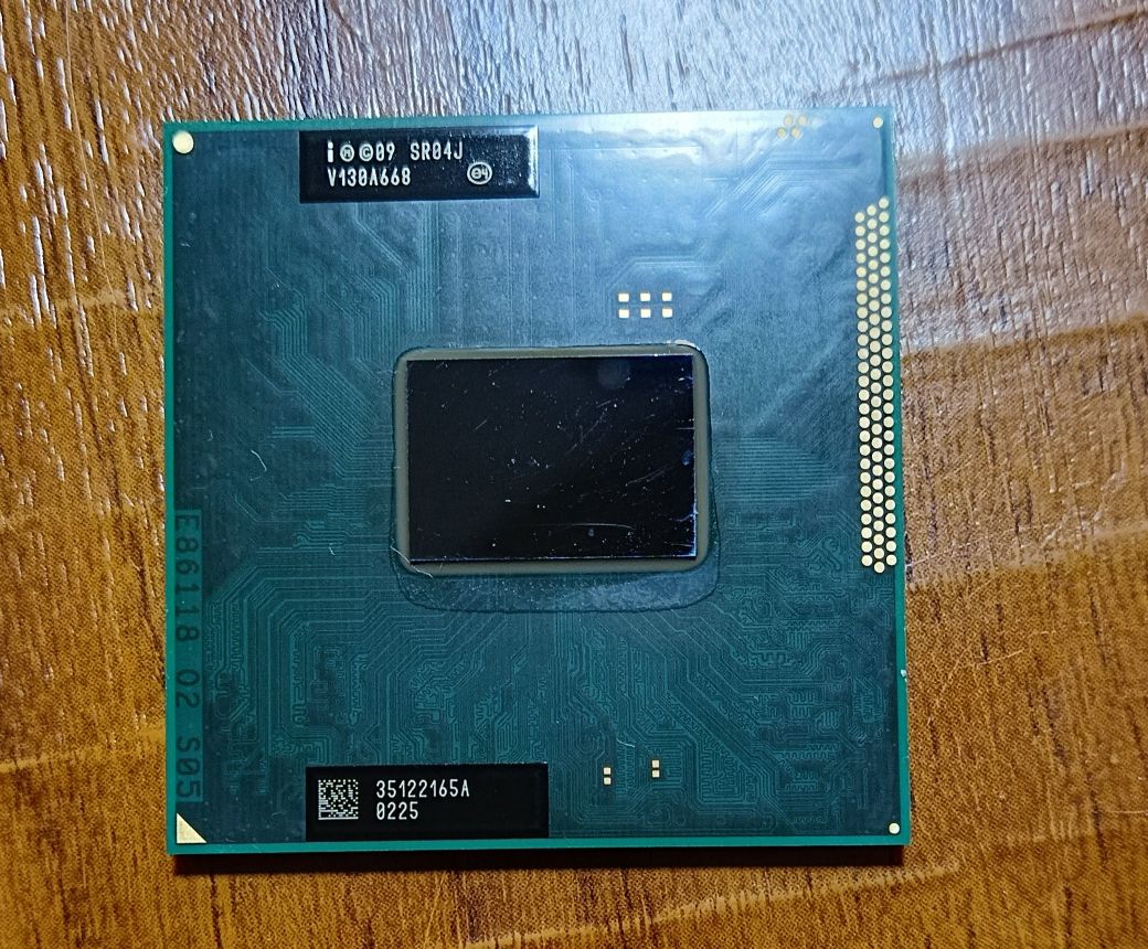 Процесор Intel Core i3 2330M