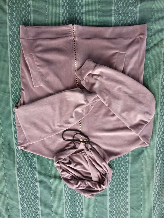 Dres welurowy komplet