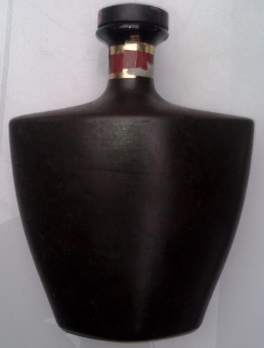 Бутылка керамическая от коньяка Дорошенко