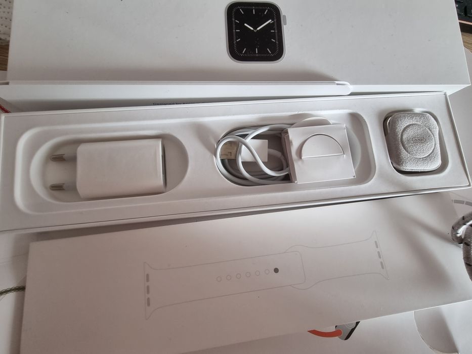 Apple watch series 5 GPS 40mm