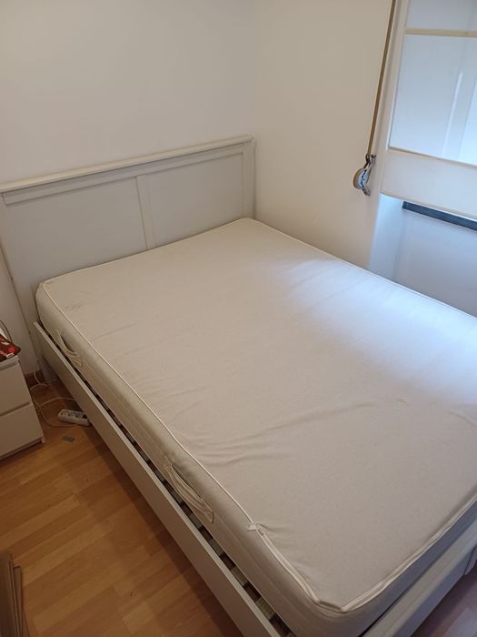 Cama de casal com colchao