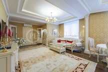 VIP  ремонт! 4-к 130 м2 Дмитриевская 80, ЦЕНТР Цирк, пл. Победы