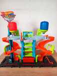Zakręcona megaMyjnia Hot wheels