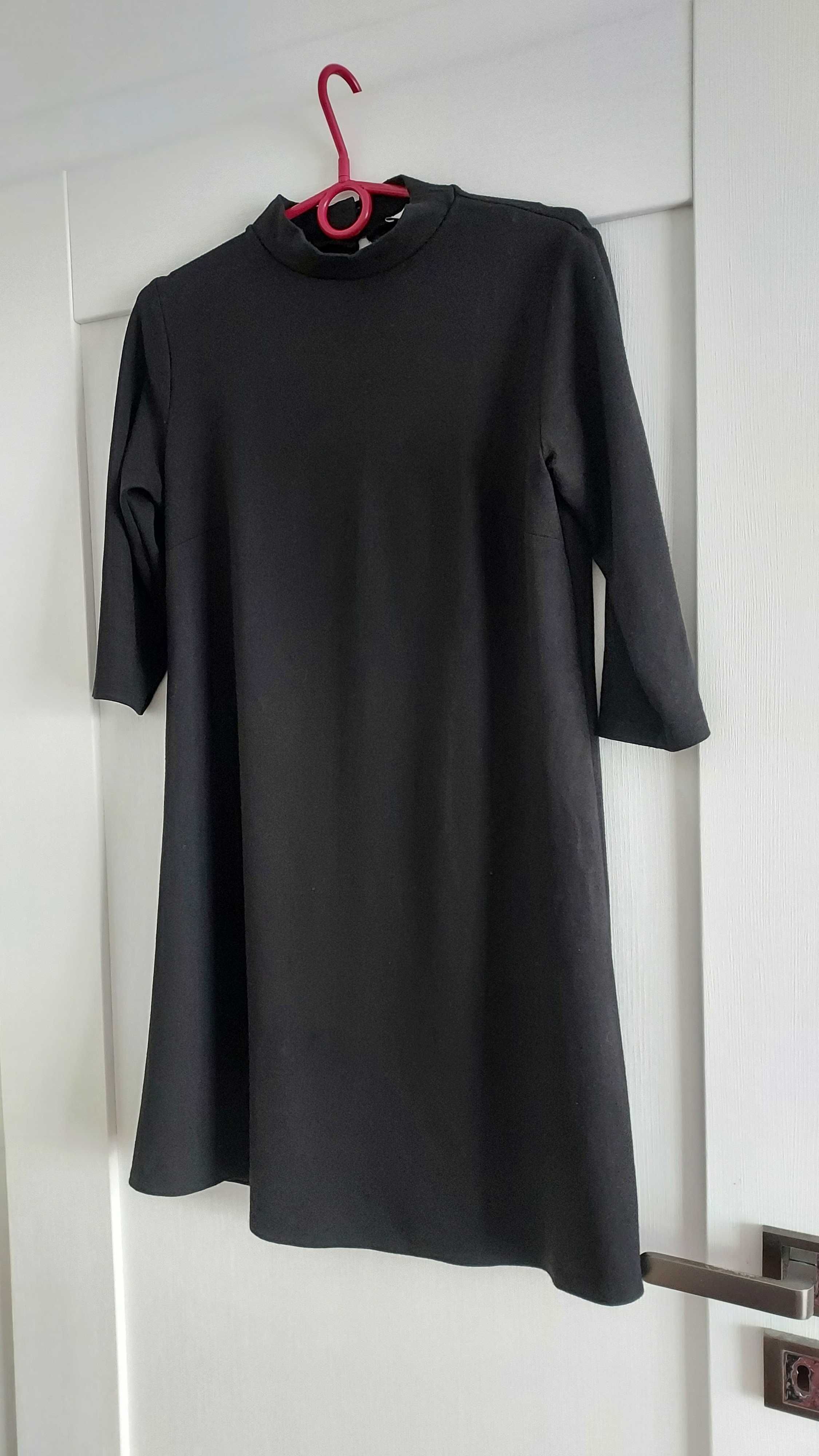 Mała czarna sukienka półgolf  38 M
