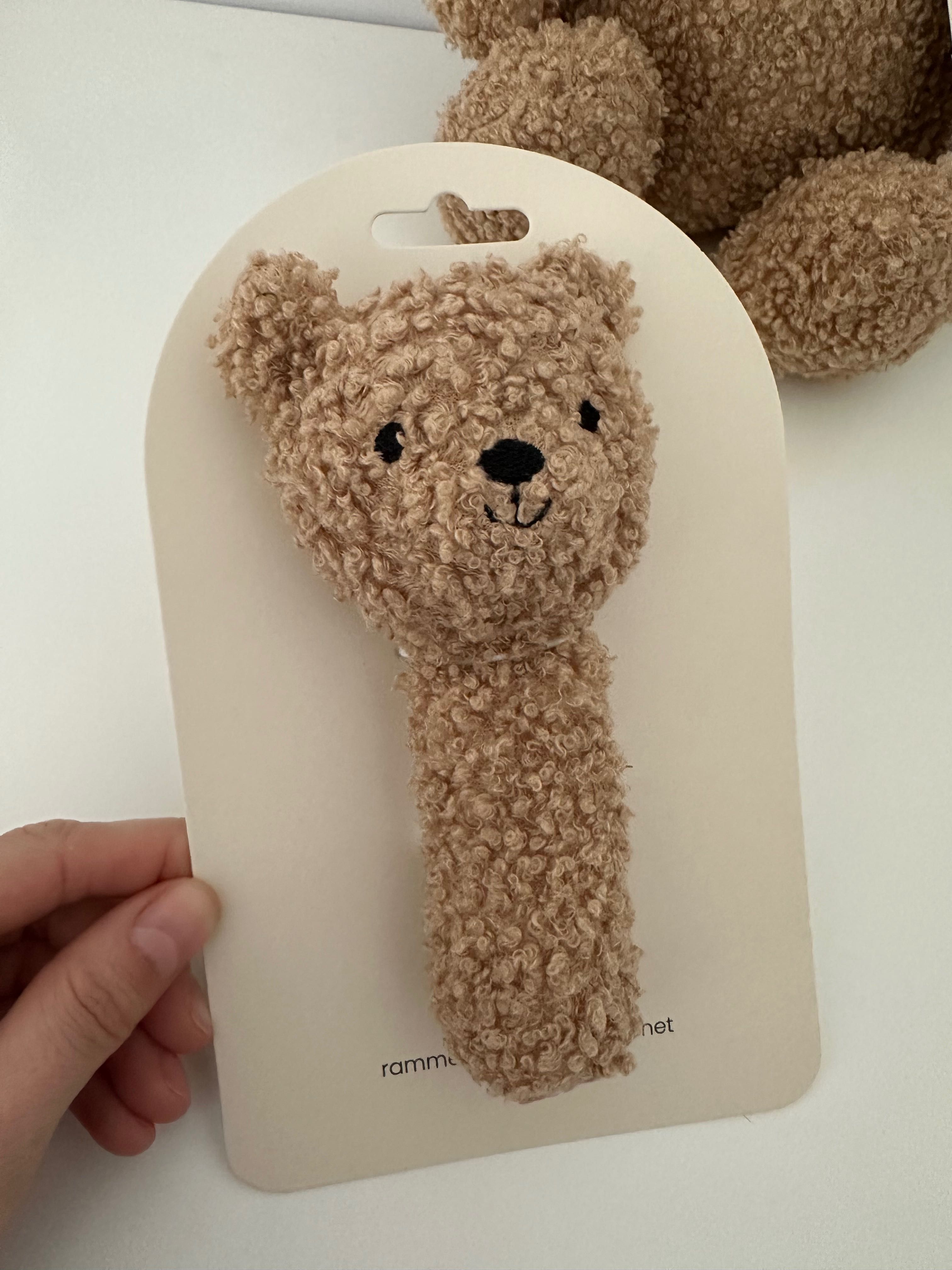 Jollein – Grzechotka miękka Teddy Bear Biscuit