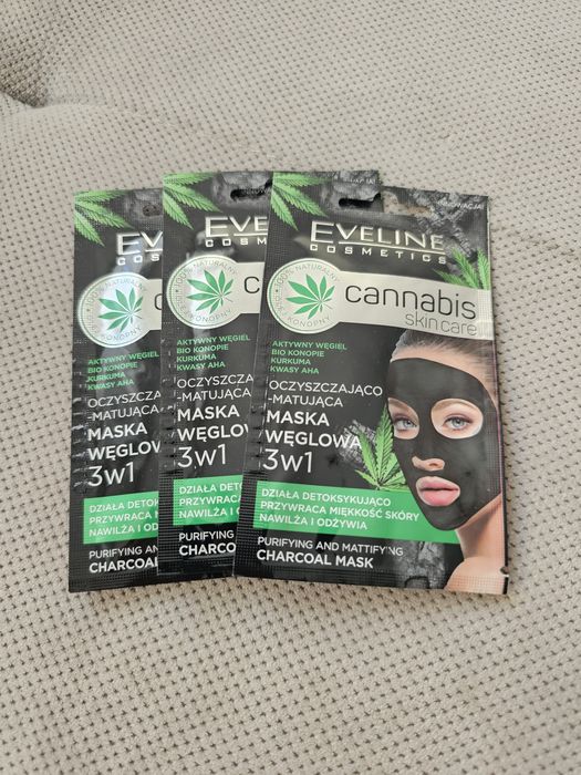 3x Eveline Cosmetics Cannabis Skin Care węglowa maska do twarzy 3w1