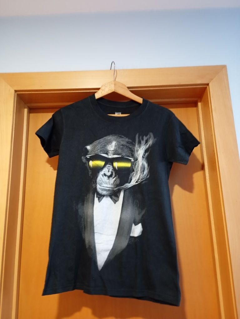 T-shirt manga curta Bioworld