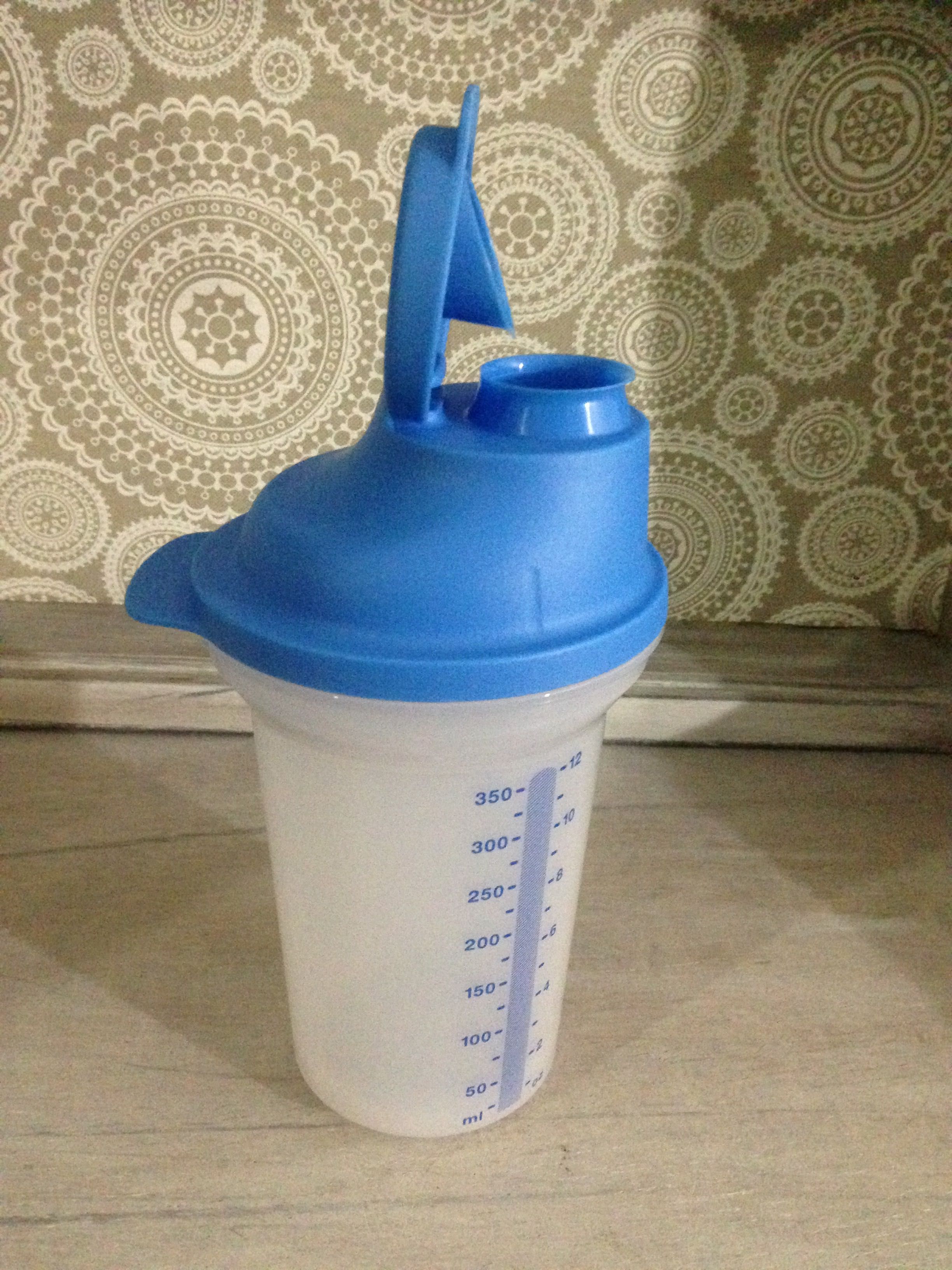 Shaker Tupperware 350ML